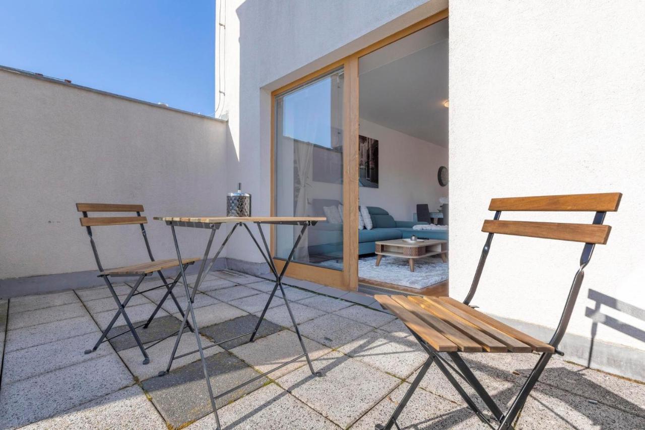 Apartamento Urban Elegance Retreat Bratislava Exterior foto
